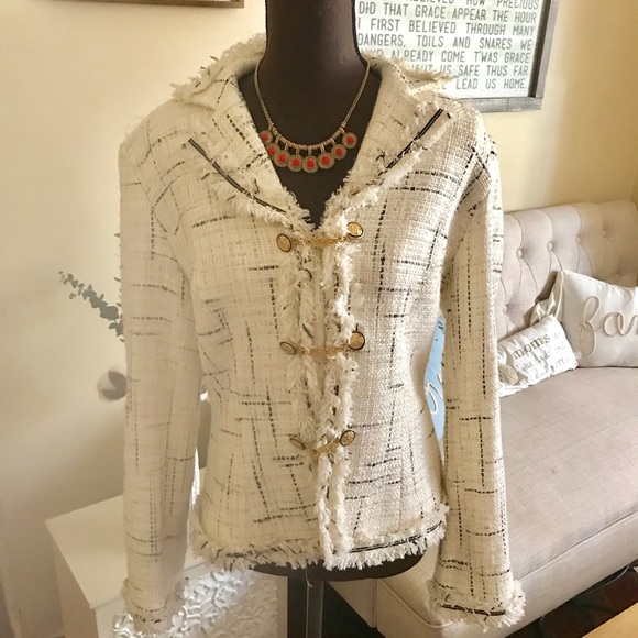 BIGIO Jackets & Blazers - Designer BIGIO Ivory Tweed Jacket Chain Buttons